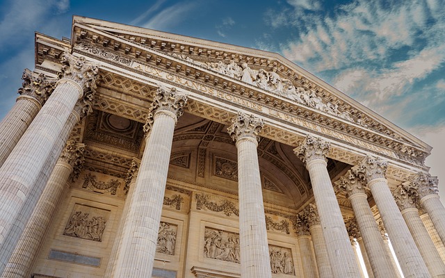 Hall d'entrée immeuble commercial après rénovation EBN Facilities